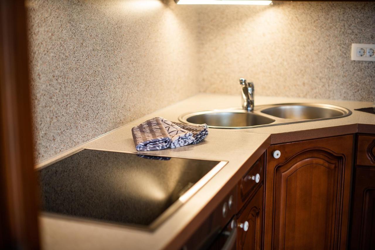 Holiday Home With Hot Tub And Sauna Sabina Rovte Extérieur photo