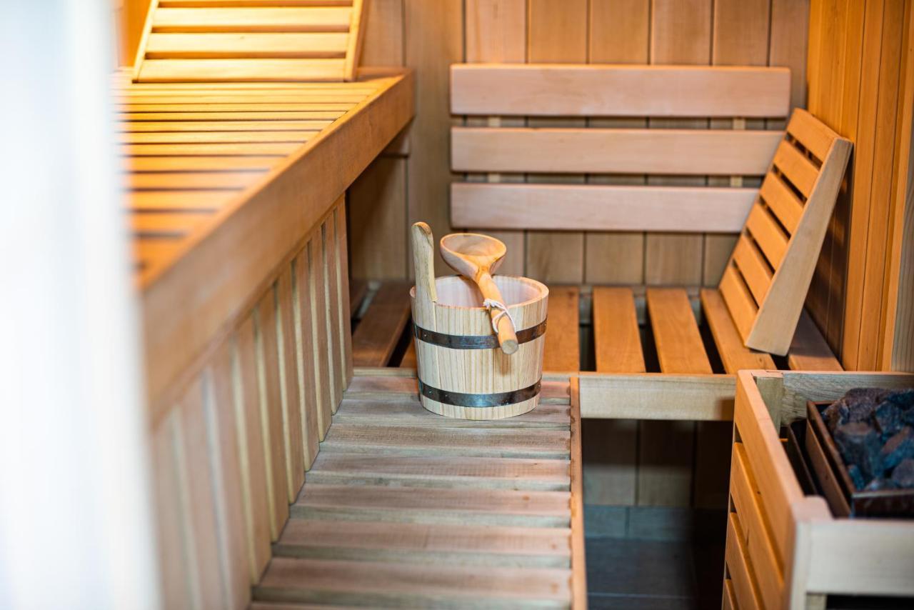 Holiday Home With Hot Tub And Sauna Sabina Rovte Extérieur photo