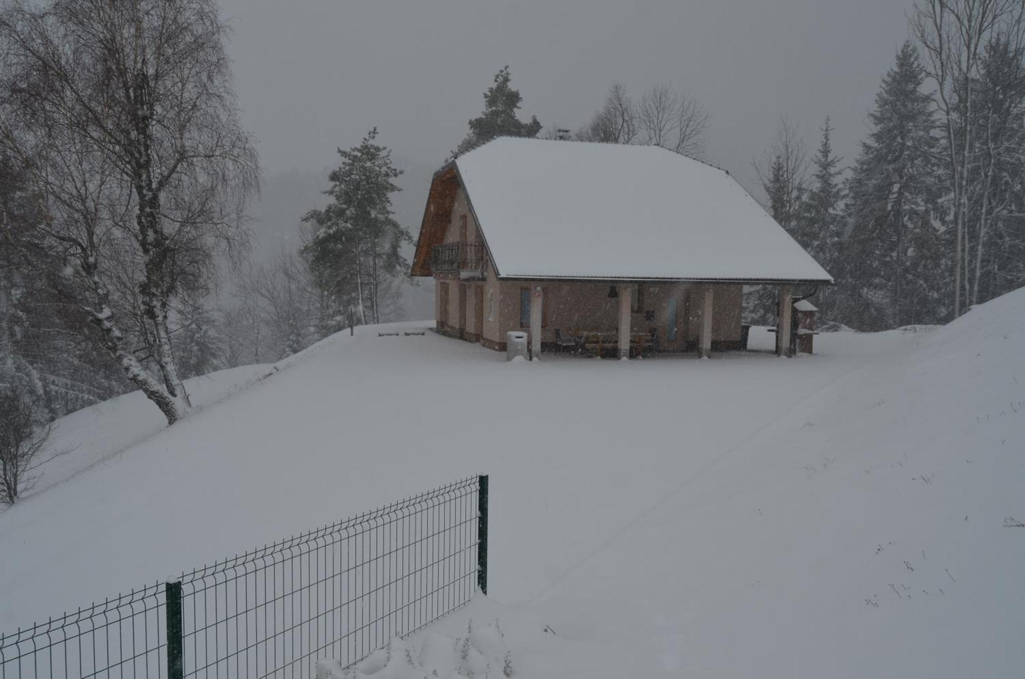 Holiday Home With Hot Tub And Sauna Sabina Rovte Extérieur photo