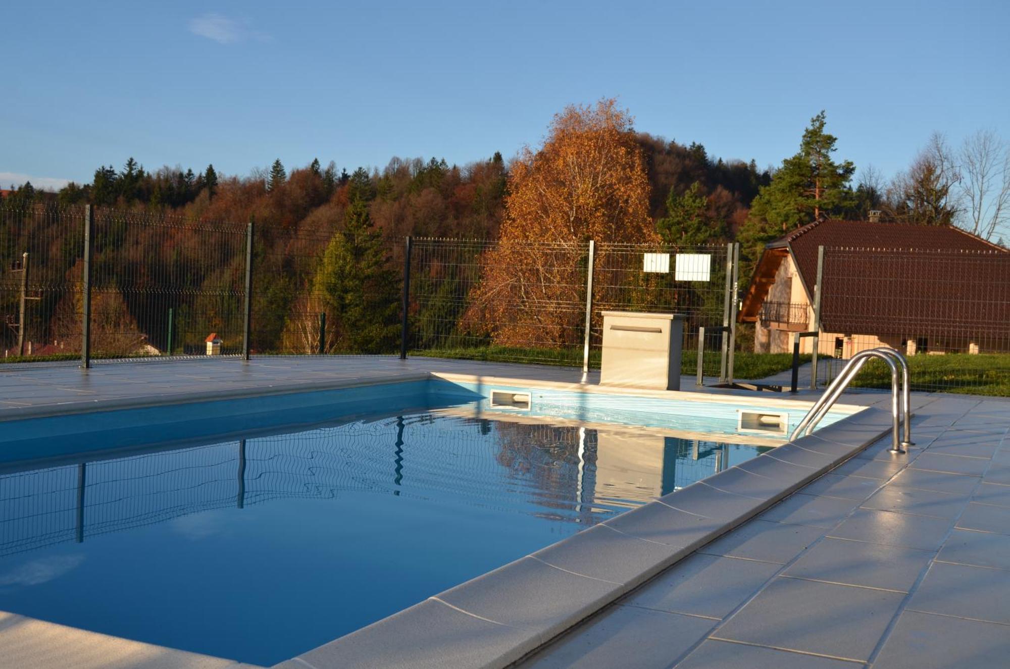 Holiday Home With Hot Tub And Sauna Sabina Rovte Extérieur photo